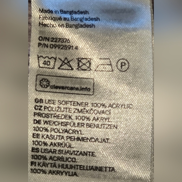 Divided H&M Ribbed Knit Sleeveless Sweater Vest - Picture 8 of 8